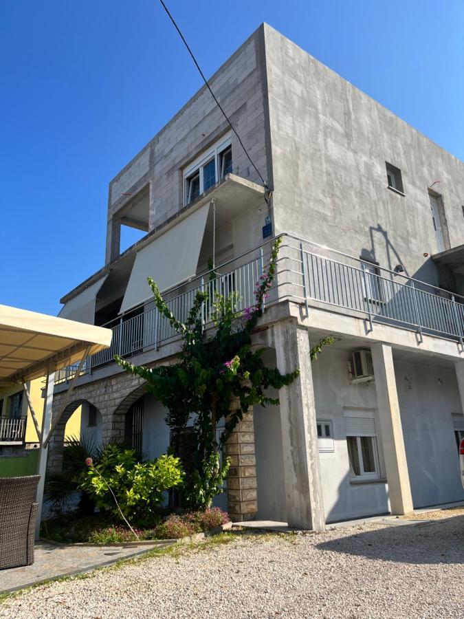 Apartmani Lamani Bibinje Zewnętrze zdjęcie