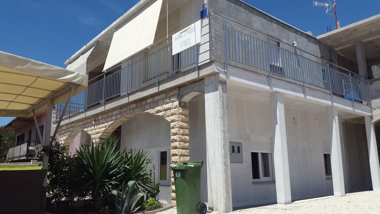 Apartmani Lamani Bibinje Zewnętrze zdjęcie